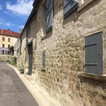 Holiday home Gites Les Tournesols *