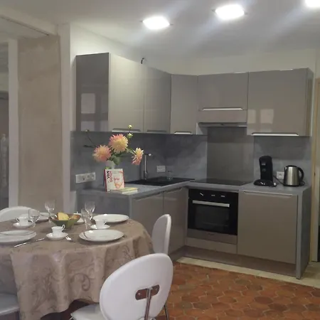 Holiday home Gites Les Tournesols *